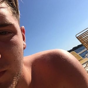 Meet your Posher, Carter